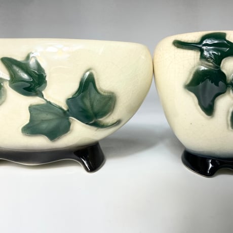 OVAL POTTERY FLOWER VASE