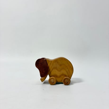 USED WOODEN ELEPHANT TOY