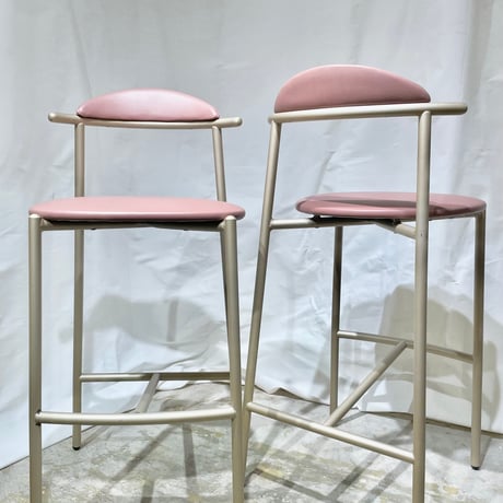 USED “PLUS” HIGH STOOL