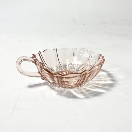 VINTAGE PINK DEPRESSION GLASS DISH