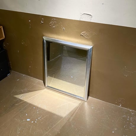 USED WOODEN FLAME WALL MIRROR