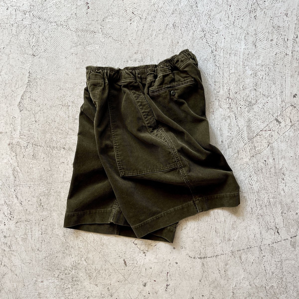 COMFORTABLE REASON “Fade Cord Shorts” | CopyAr