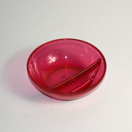 USED PLASTIC ACCESSORY TRAY