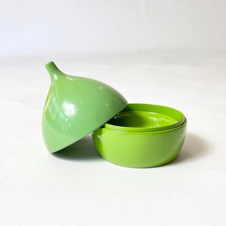 VINTAGE PLASTICS SET OF 5 COASTERS CASE