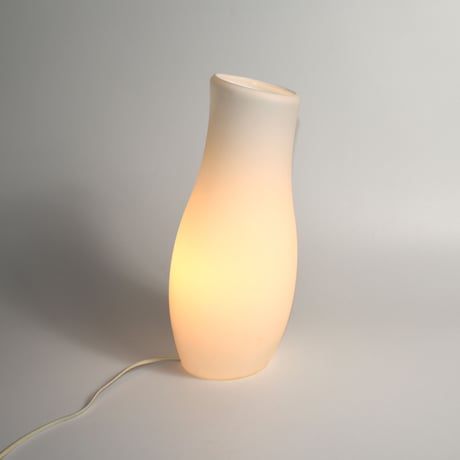 GALSS TABEL LAMP