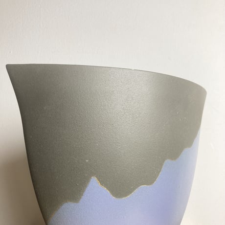 CERAMIC FLOWER VASE