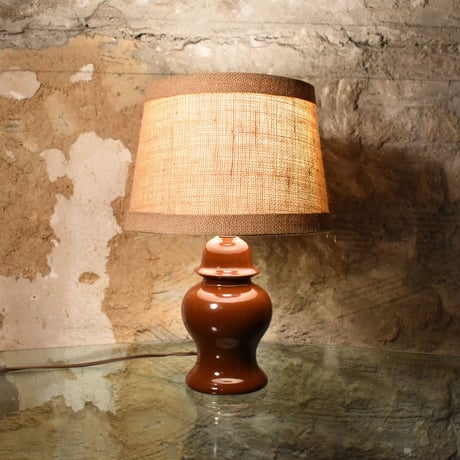 LINEN SHADE  POTTERY TABLE LAMP