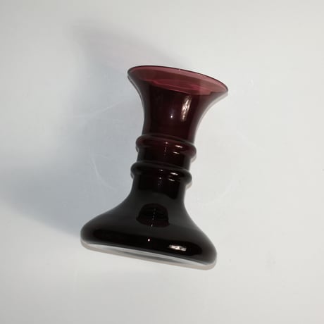 USED GLASS FLOWER VASE