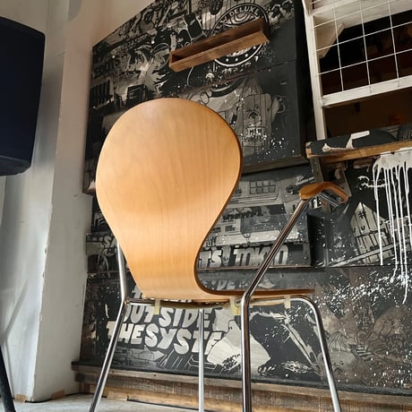 USED “DANERKA / RONDO” STEEL LEG WOODEN ARM CHAIR