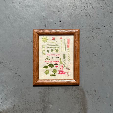 USED UNKNOWN ARTIST EMBROIDERY PAINTING WALL ART