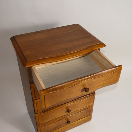 USED 80'S WOODEN FIVE DRAWER CHEST