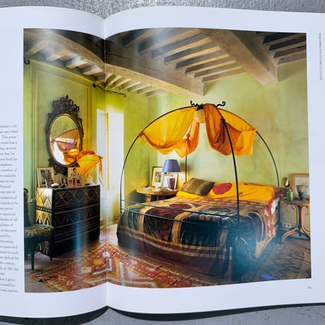 USED “HOMES & GARDENS / BOOKS OF DESIGN BY MATTHEW LINE”