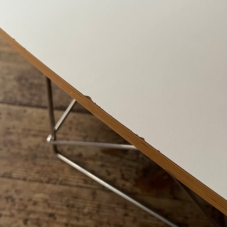 USED STAINLESS LEG WOODEN LOW TABLE