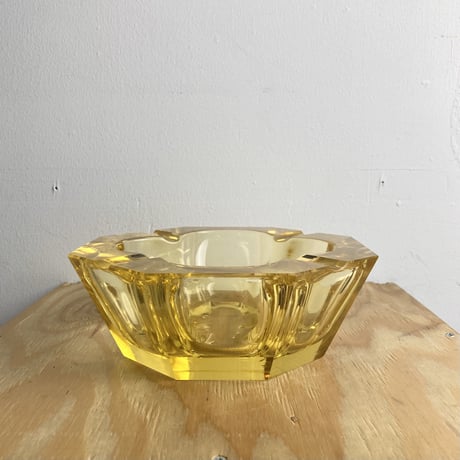 OCTAGON GLASS ASHTRAY