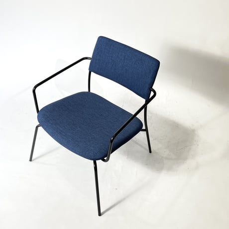 USED IRON LEG FABRIC SEAT ARM CHAIR