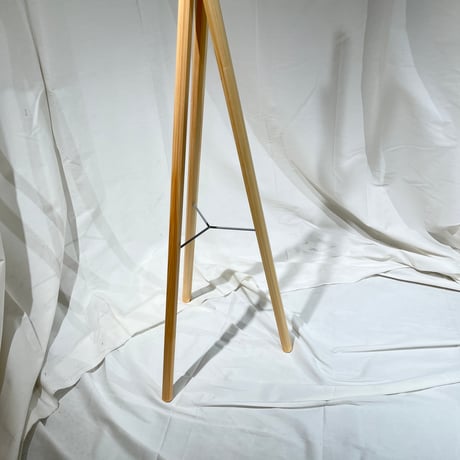 QUIET SPACE TOOL & FURNITURE "LINDA"