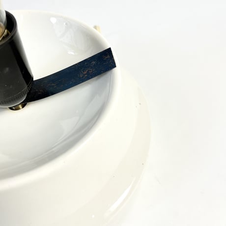 USED GLASS BALL SHADE CERAMIC TABLE LAMP