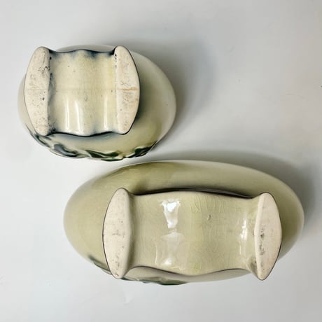 OVAL POTTERY FLOWER VASE