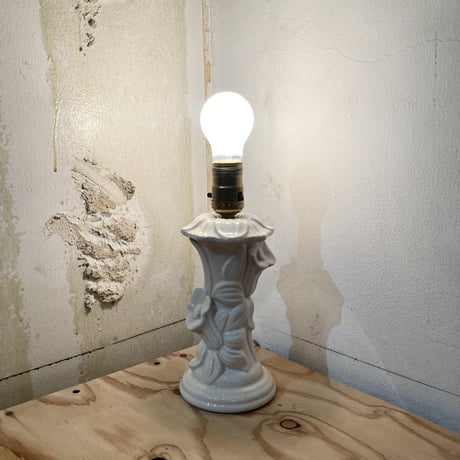 80'S CERAMIC TABLE LAMP