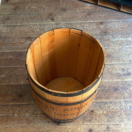 USED WOODEN BARREL
