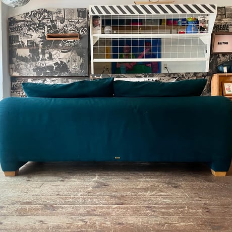 USED WOODEN LEG FABRIC 2P SOFA