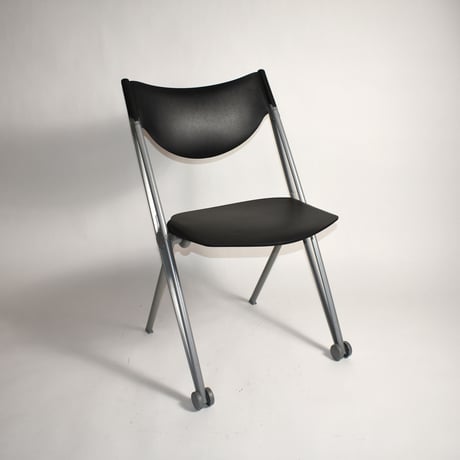 ITALY USED "LAMM / CONPASSO" MEETING CHAIR