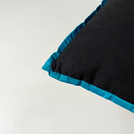 USED CAT MOTIF BEADS EMBROIDERY COTTON CUSHION