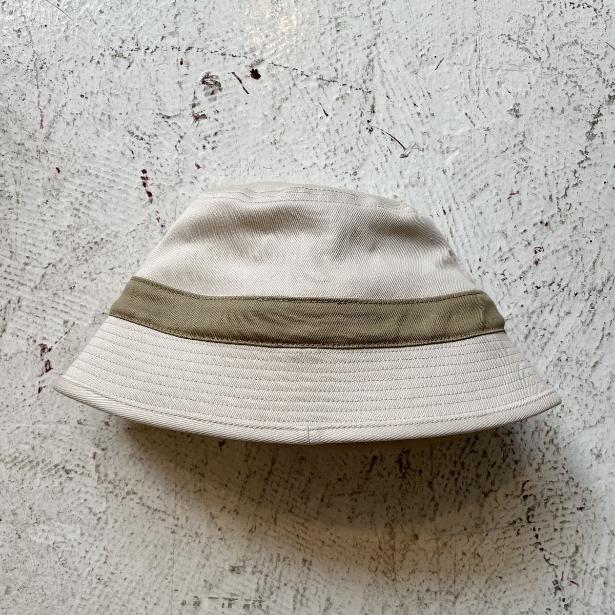 COMFORTABLE REASON ストライプ バケットハット