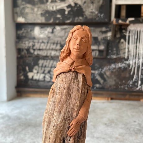 VINTAGE  DRIFTWOOD MARIA FIGURINE