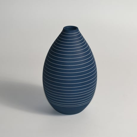 USED CERAMIC BORDER FLOWER VASE