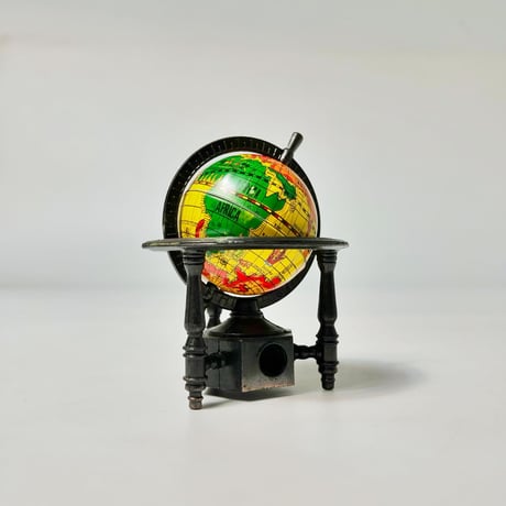 USED GLOBE PENCIL SHARPENER