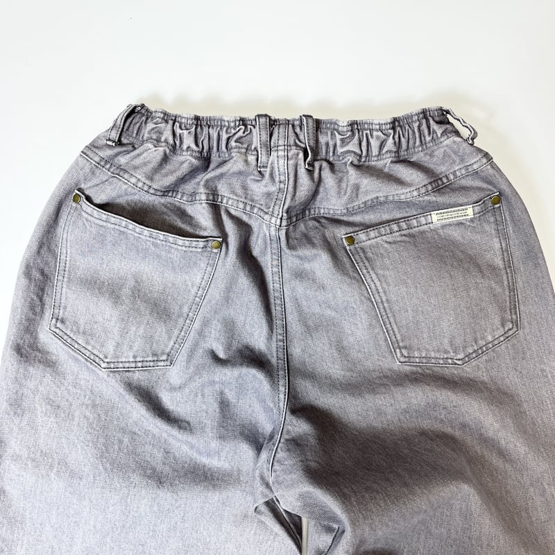 COMFORTABLE REASON “Fade Denim Slacks” | CopyA