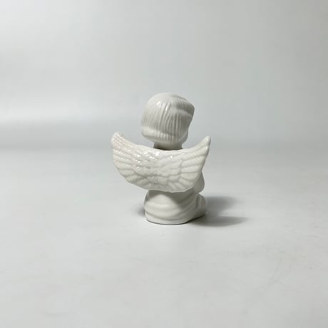 USED PORCELAIN ANGEL MOTIF