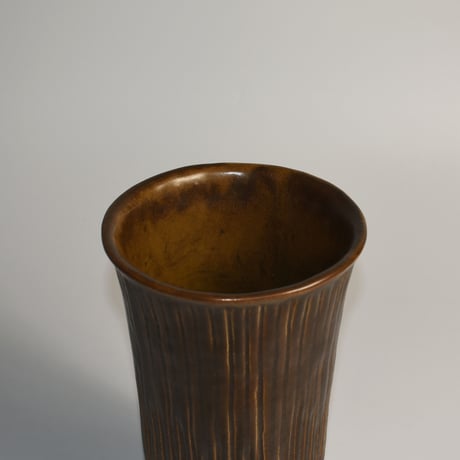 USED CERAMIC FLOWER VASE