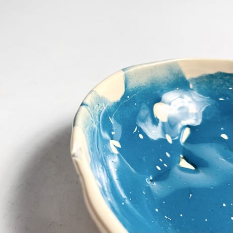 USED "EMPTY BOWLS" CERAMIC PLATE