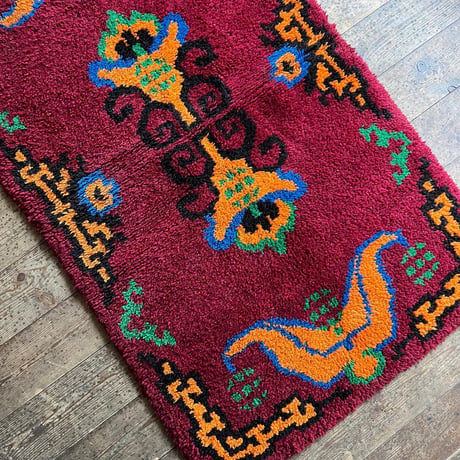 VINTAGE MOROCCAN RUG