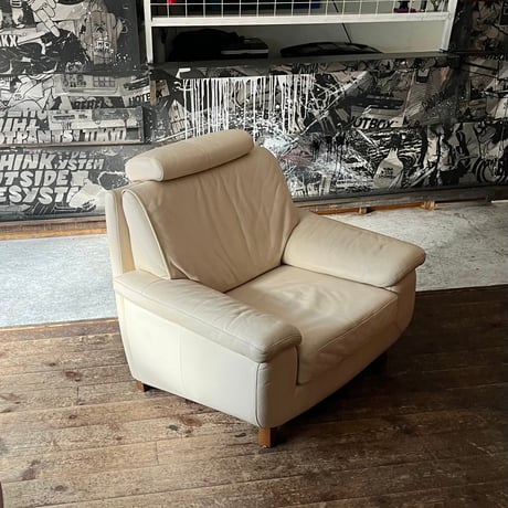 JAPAN USED “KARIMOKU / DOMANI” GENIUS LEATHER 1P SOFA