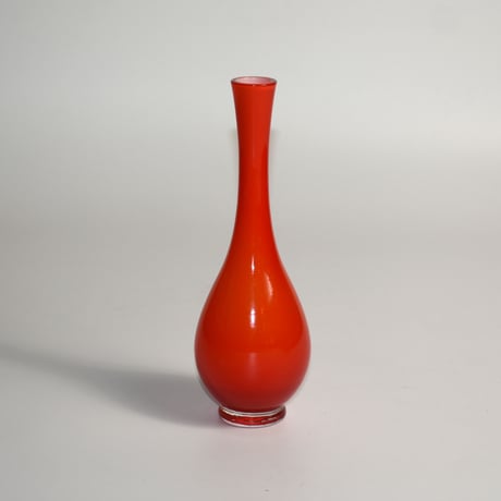 USED GLASS FLOWER VASE