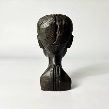 USED AFRICAN WOODEN SCULPTURE