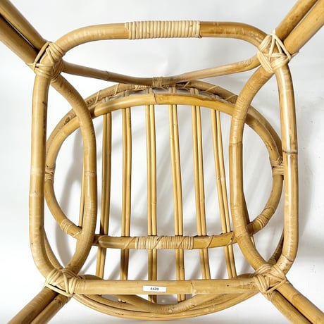 USED RATTAN ROUNGE CHAIR