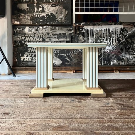 USED WOODEN & PLASTIC CENTER TABLE
