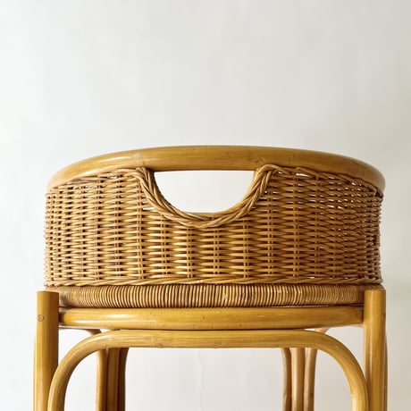 USED BAMBOO & RATTAN CARRY LAUNDRY SHELF