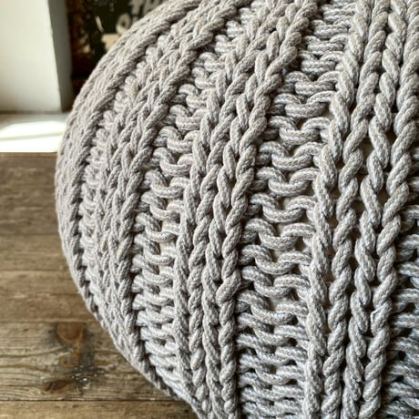 USED COTTON ROUND CUSHION
