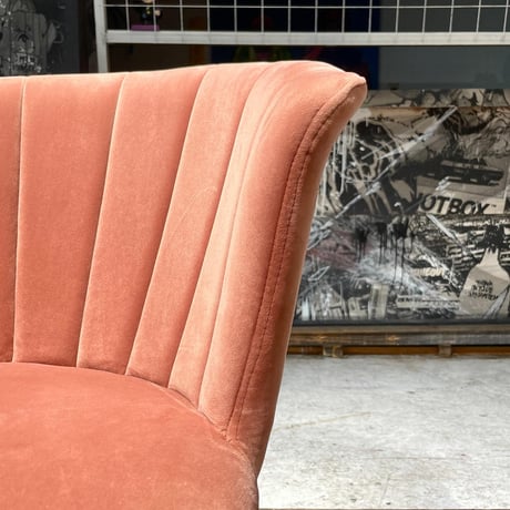 USED STEEL LEG FABRIC CHAIR