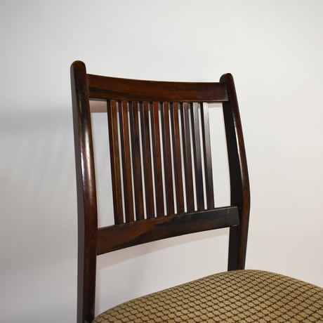 JAPAN USED "KARIMOKU" WOODEN FABRIC CHAIR
