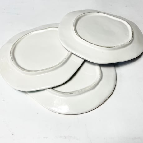USED HANDMADE TIE DYE CERAMIC PLATE