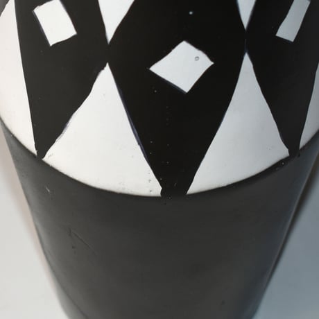 USED PLASTIC HAND PAINTED FLOWER VASE