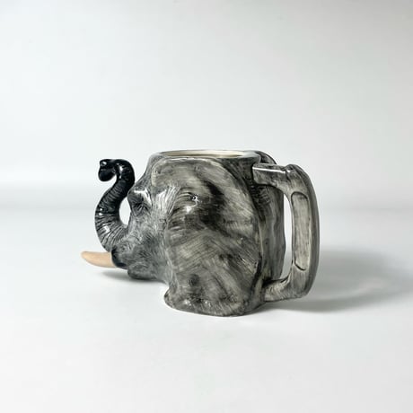 USED CERAMIC ELEPHANT POT