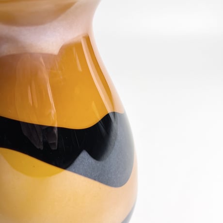 USED GLASS FLOWER VASE
