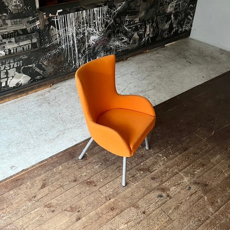 USED STEEL LEG FABRIC SEAT CHAIR